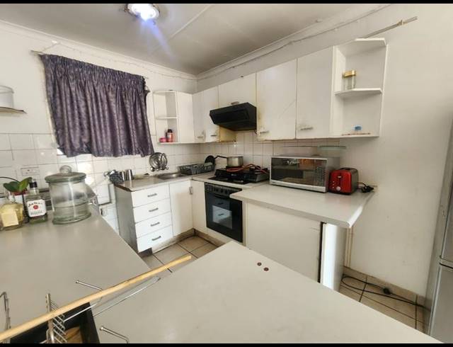 3 BEDROOM TOWNHOUSE FOR SALE IN VERWOERDPARK